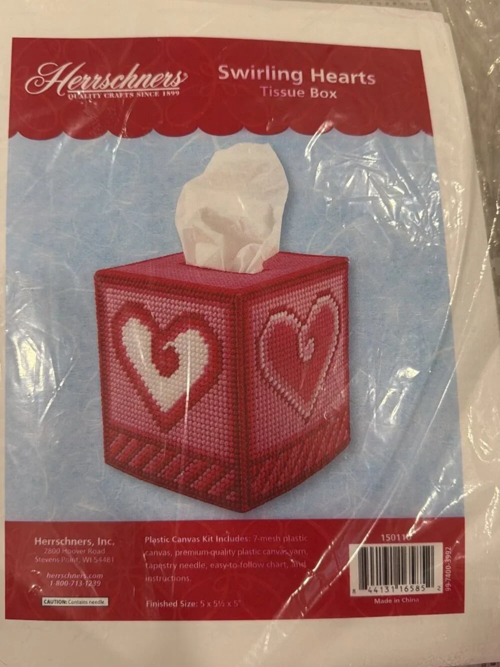 Swirling Hearts Tissue Box Plastic Canvas Latch Hook Kit Herschners 5 x 5.5 x 5
